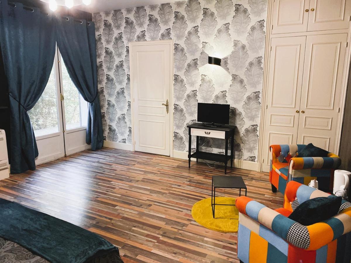 Les Genebruyeres - L'Histoire D'Un Reve Bed & Breakfast Aubigny-sur-Nere Luaran gambar