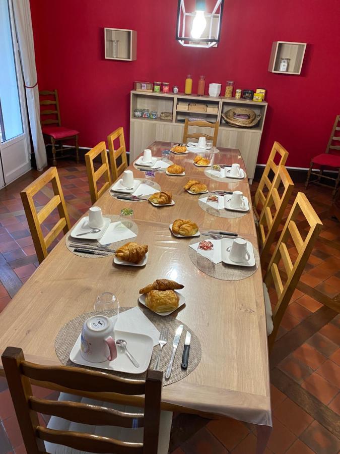 Les Genebruyeres - L'Histoire D'Un Reve Bed & Breakfast Aubigny-sur-Nere Luaran gambar